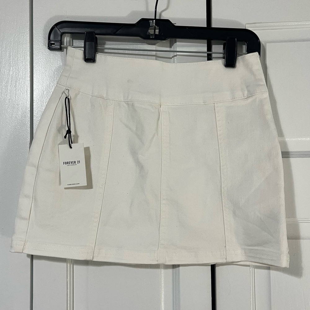 Forever 21 white mini skirt